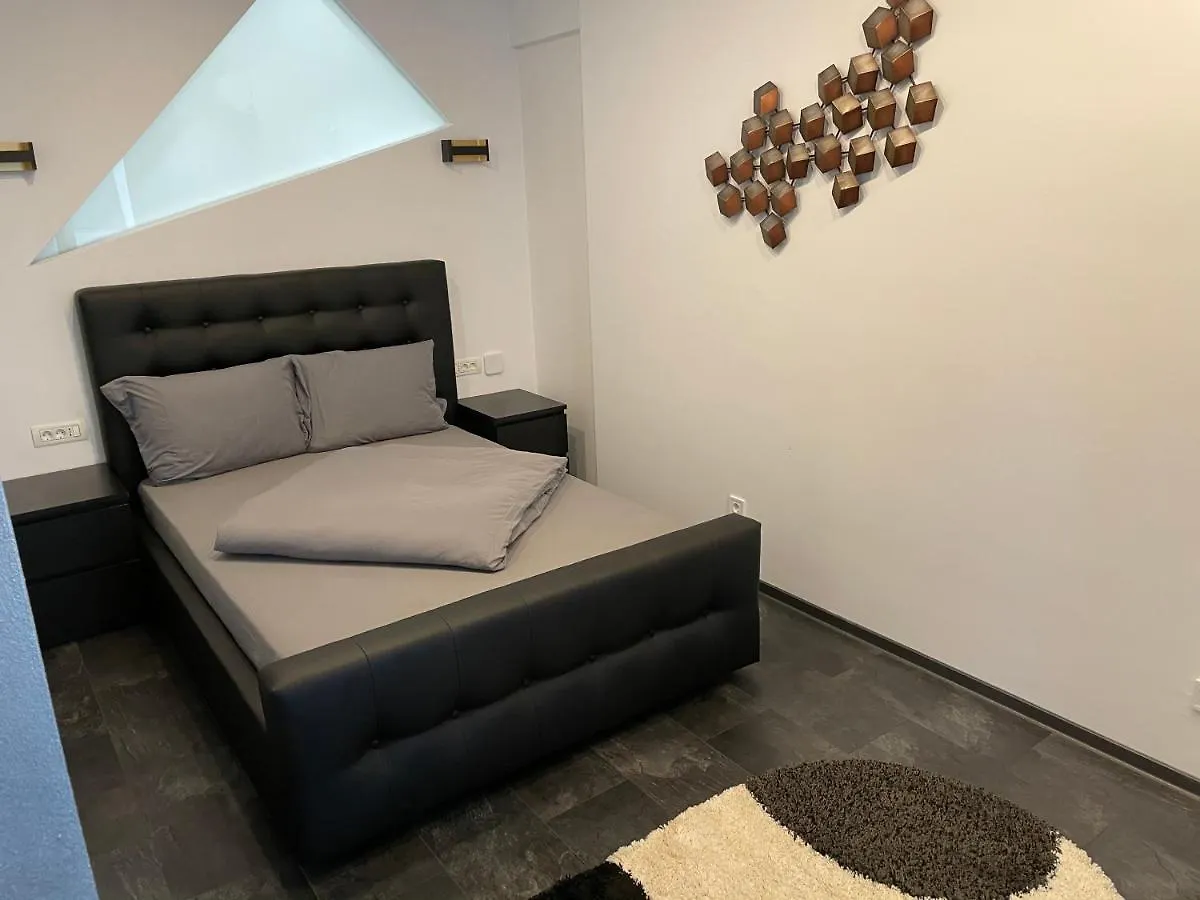 Stylish Westpark 2 Residence Lake View W8 Bucharest Apartment
